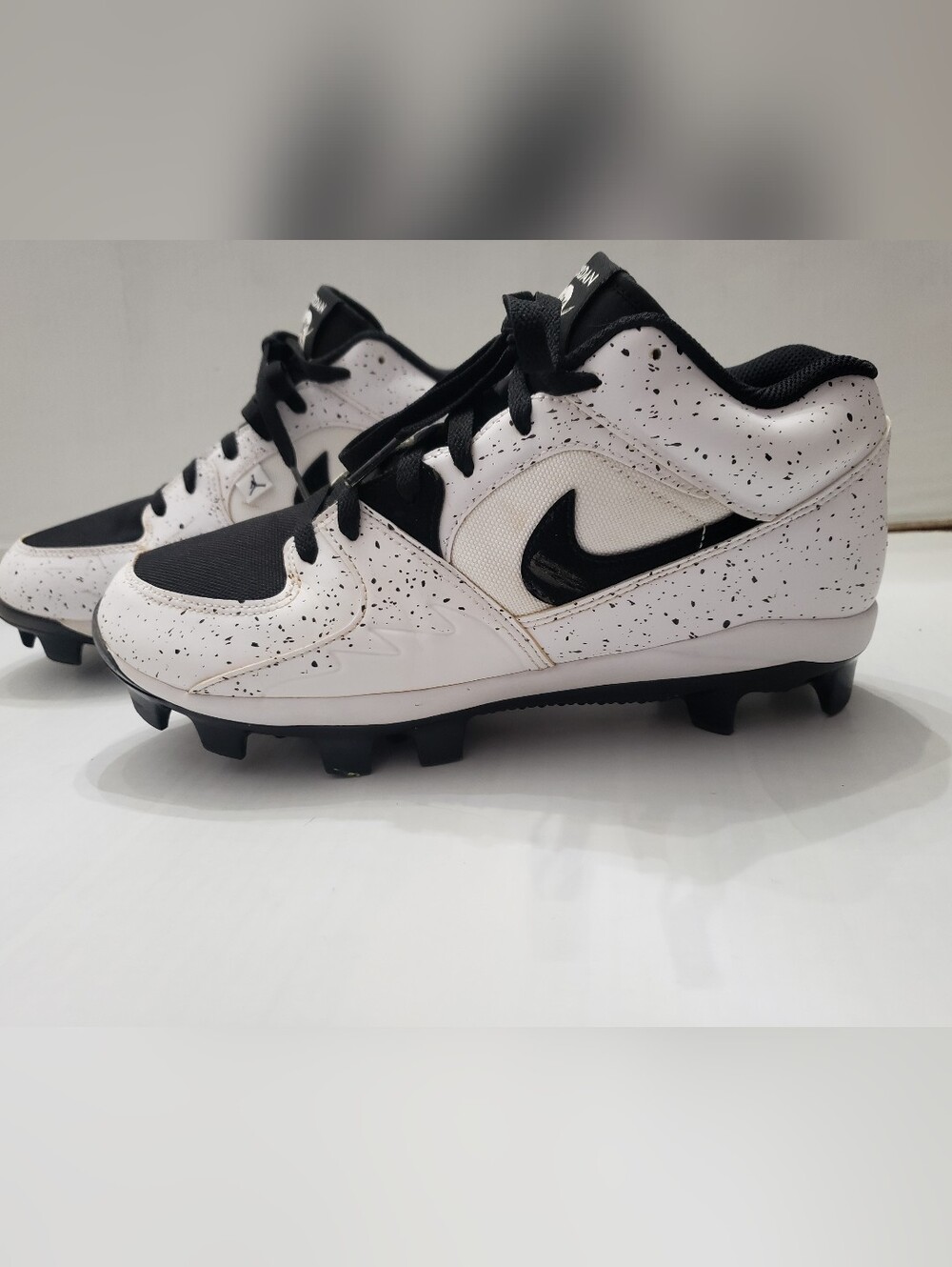 Jordans Mens Stadium 90 Low MCS Baseball Cleats Size 9 HQ0211-101 Black White
